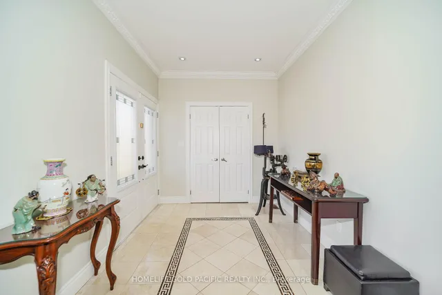 Additional image 9 of 3 Artinger Crt