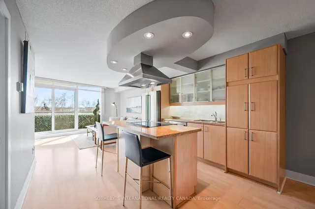 Additional image 9 of 550 Queens Quay West Quay Unit 326