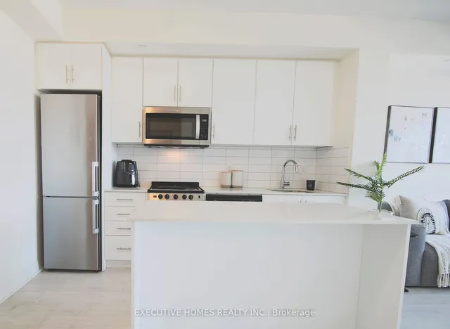 Additional image 7 of 509 Dundas St Unit 411