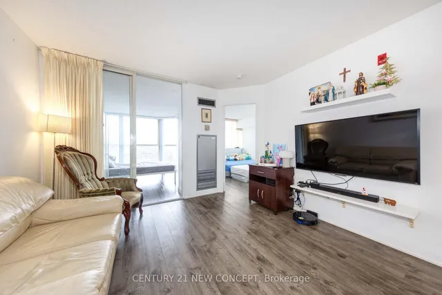 Additional image 8 of 22 Southport St Unit 932