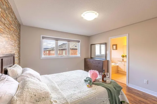 Additional image 17 of 73 Pendulum Circ