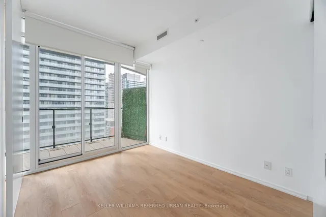 Additional image 18 of 125 Peter St Unit 1811