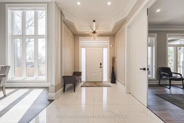 Additional image 32 of 8378 Chippewa Rd