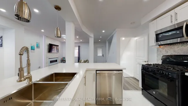 Additional image 11 of 29 Depew St