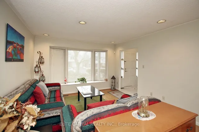 Additional image 14 of 24 Hoseyhill Cres