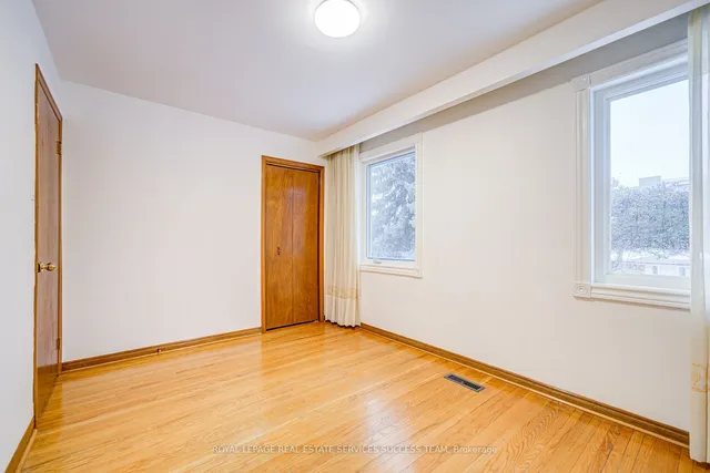 Additional image 33 of 16 Clayland Dr