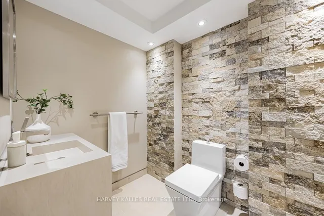 Additional image 19 of 447 Walmer Rd Unit PH09