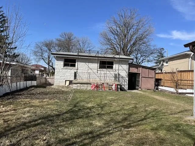 Additional image 3 of 18 Bloomington Cres