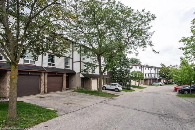 Additional image 4 of 80 Old Country Dr Unit 14