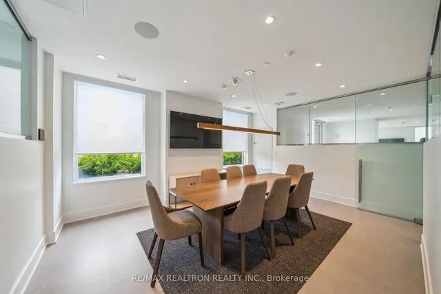 Additional image 24 of 3100 Keele St Unit 525