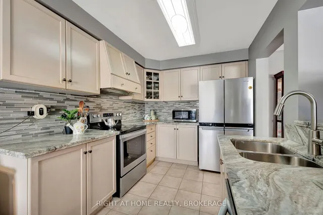 Additional image 10 of 485 Green Rd Unit 33