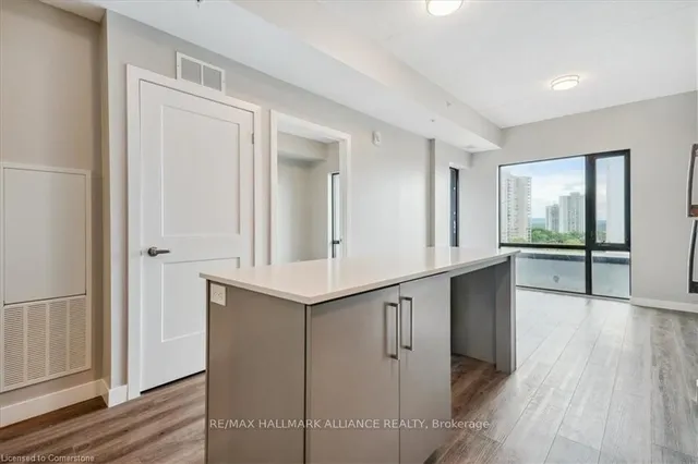 Additional image 8 of 15 Queen St Unit 509