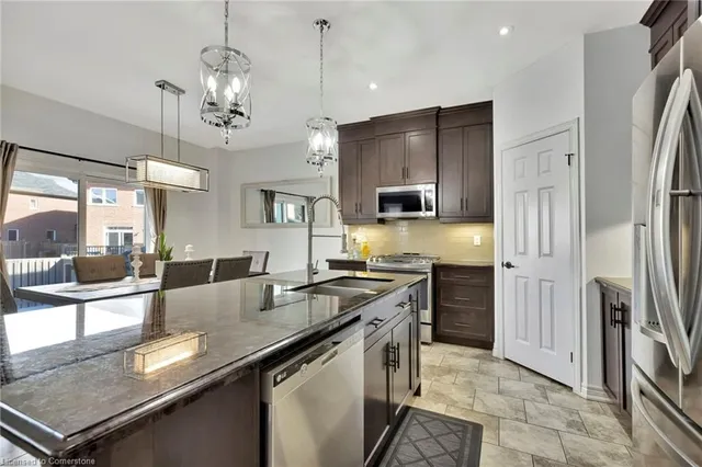 Additional image 14 of 158 Greti Drive