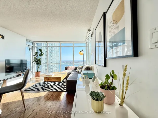 Additional image 3 of 15 Fort York Blvd Unit 2610