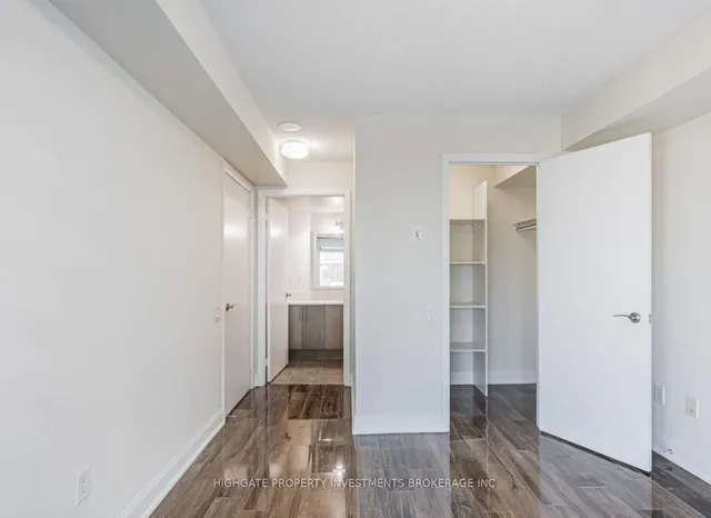 Additional image 20 of 2191 Yonge St Unit 2111