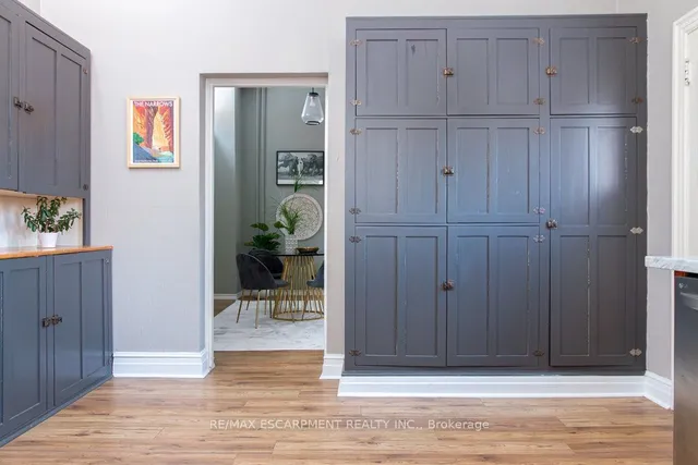 Additional image 28 of 293 Park St