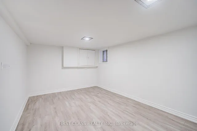 Additional image 43 of 3 Clinton Pl