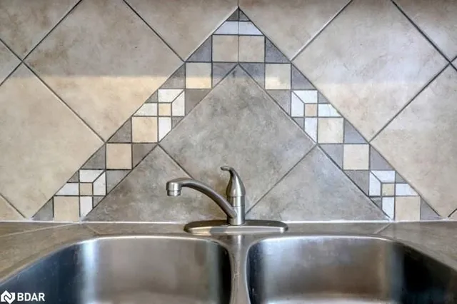 Additional image 20 of 46 Bartley Bull Pky