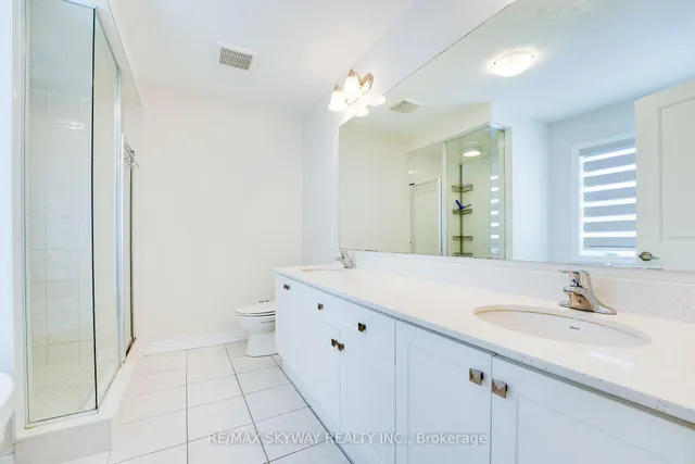 Additional image 35 of 516 Beckview Cres