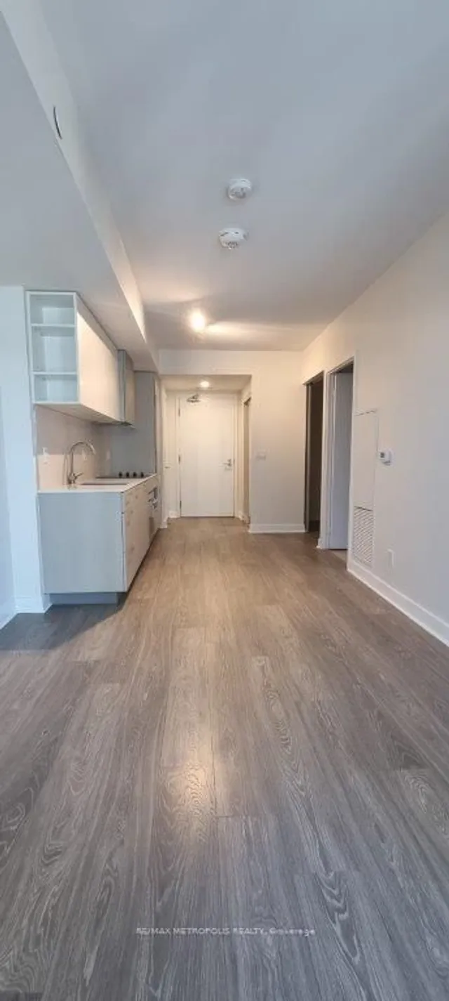 Additional image 4 of 19 Western Battery Rd Unit 2603