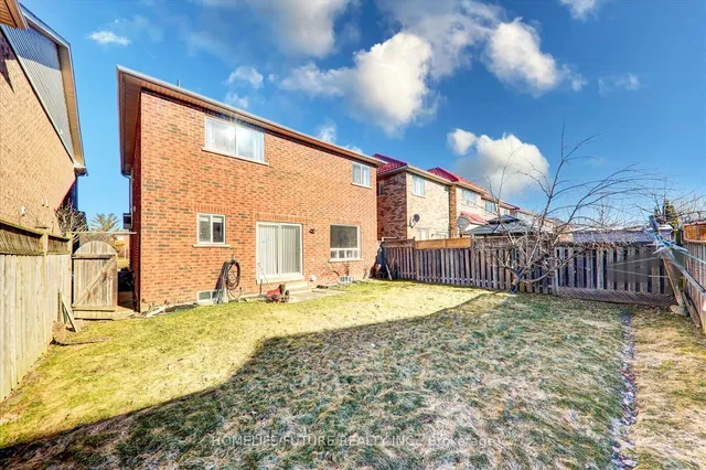 Additional image 38 of 11 Siskin Terr