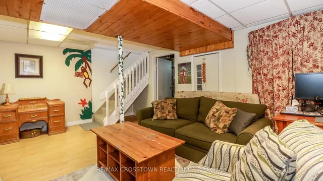 Additional image 28 of 2 Gatewood Dr