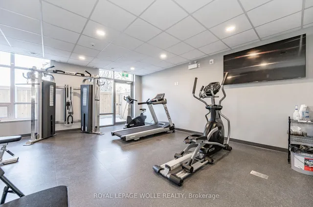 Additional image 35 of 399 Queen St Unit 210