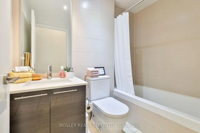 Additional image 19 of 1 Market St Unit 1001