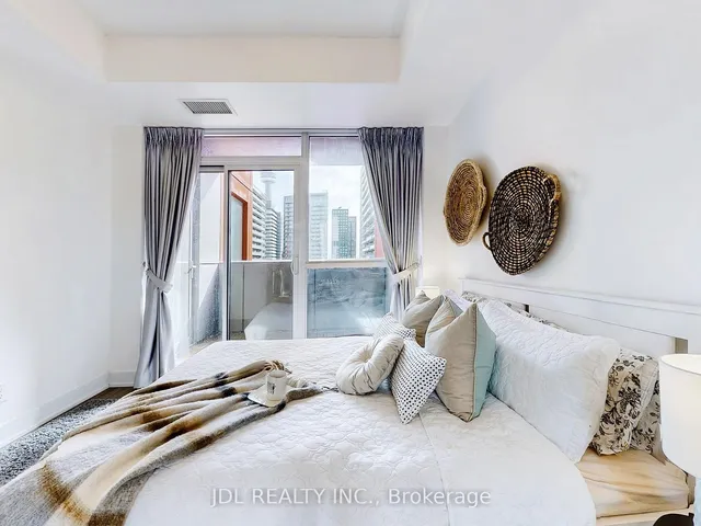 Additional image 16 of 318 Richmond St Unit 3107