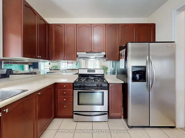 Additional image 11 of 13 Fallgate Dr