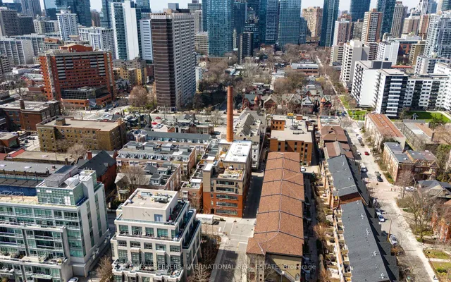 Additional image 2 of 10 Wellesley Pl Unit 302