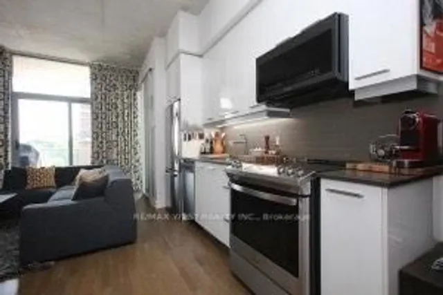 Additional image 6 of 2 Gladstone Ave Unit 403