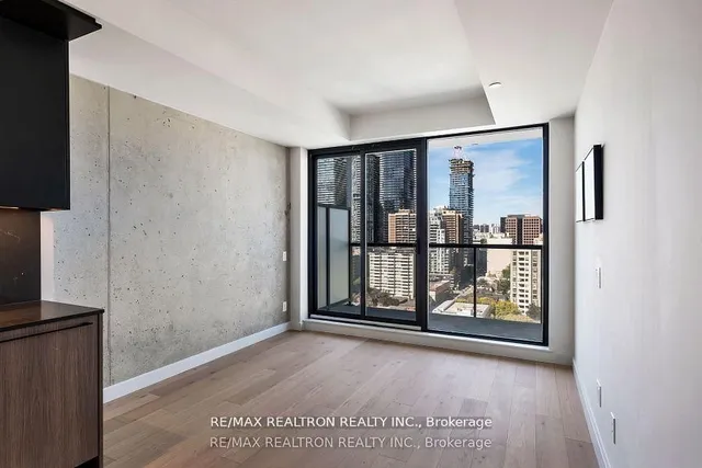 Additional image 6 of 81 Wellesley St Unit 1806