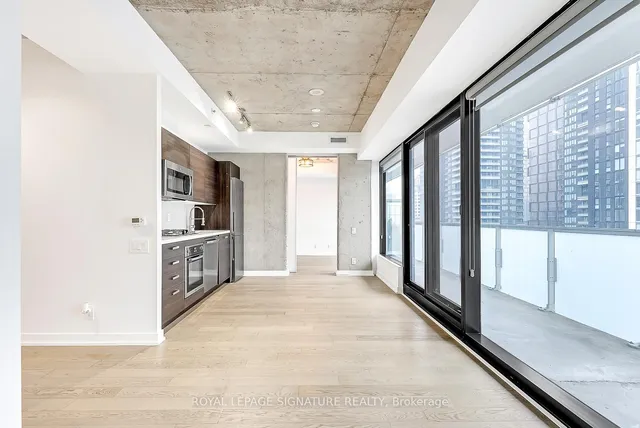 Additional image 11 of 11 Charlotte St Unit 2201