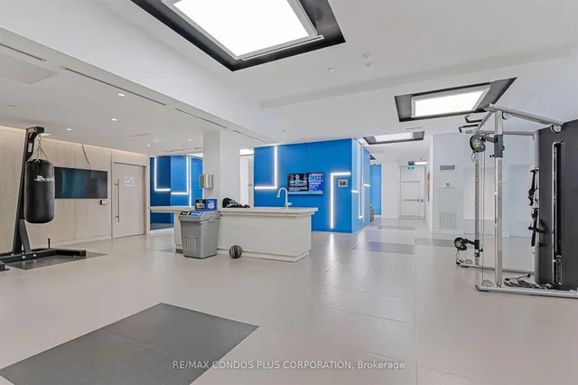 Additional image 23 of 195 Redpath Ave Unit Ph03