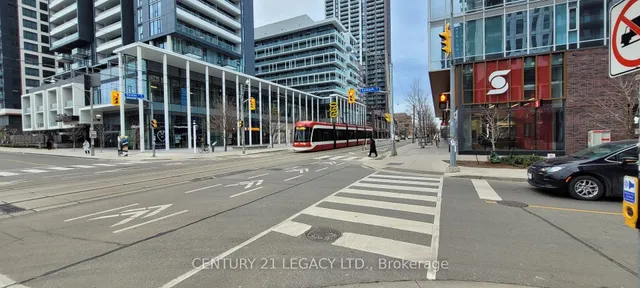 Additional image 4 of 225 SUMACH St Unit 611