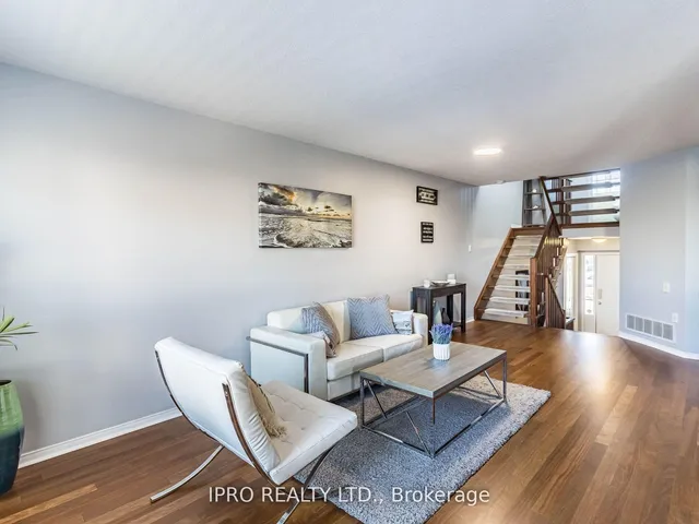 Additional image 4 of 182 Highbury Dr