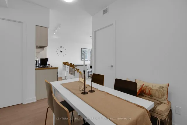 Additional image 15 of 501 St Clair Ave Unit 1508