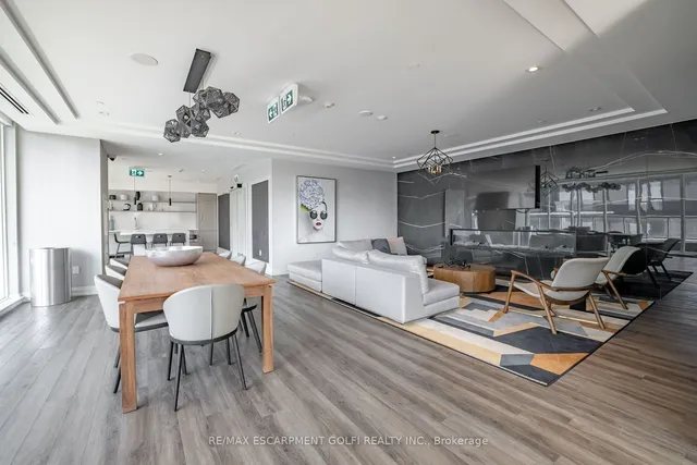 Additional image 9 of 212 King William St Unit 815