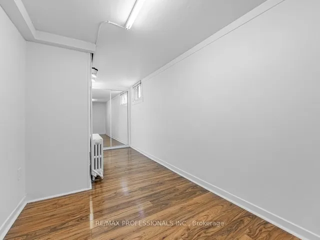 Additional image 22 of 1061 Greenwood Ave