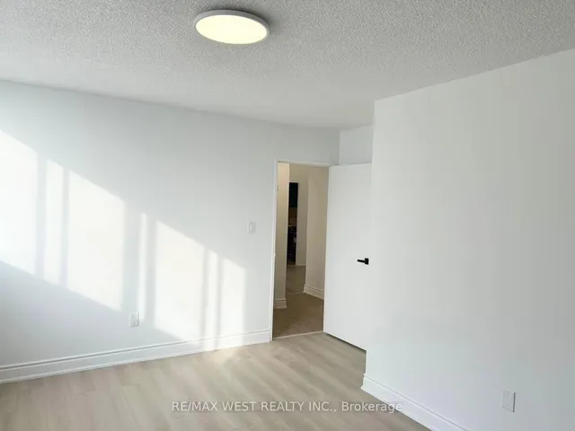 Additional image 11 of 330 Dixon Rd Unit 1108