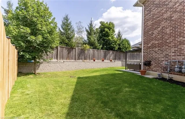 Additional image 25 of 90 Raymond Rd Unit 24