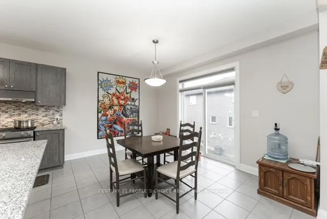 Additional image 18 of 681 Thomas Slee Dr