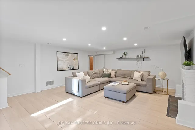 Additional image 35 of 32 Birchcroft Rd