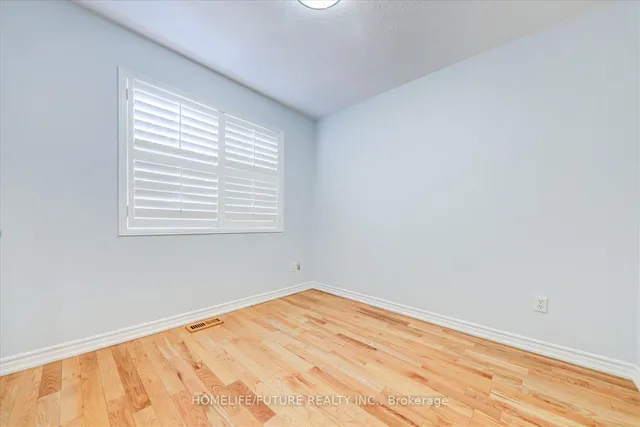 Additional image 21 of 30 Flatfield Terr