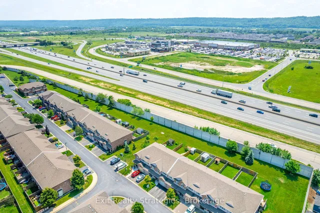 Additional image 49 of 15 Marina Point Cres