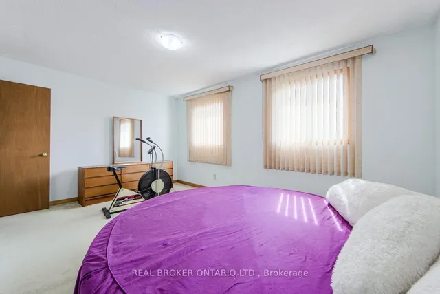 Additional image 19 of 4600 Full Moon Circ