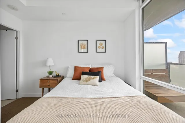 Additional image 14 of 170 Fort York Blvd Unit 2602