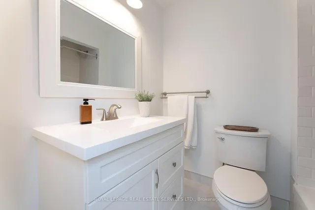 Additional image 23 of 104 Duvernet Ave