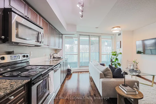 Additional image 15 of 209 Fort York Blvd Unit 469